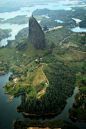 Guatape Piedra by Mauricio