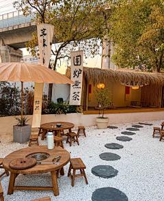 77耶采集到【包装】商业街、街道改造