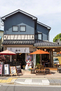 、雨茜采集到街景 店铺 钢笔淡彩素材