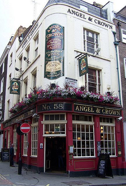 天使和皇冠酒吧，圣马丁巷，伦敦