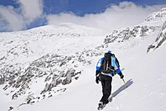雪,山,比耶拉,冰镐,天空图片素材_ID:146867703
