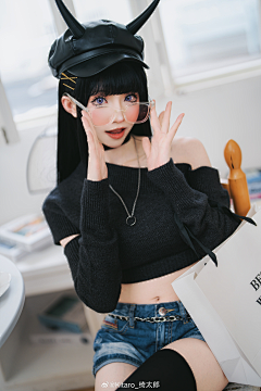 设计师川行采集到来自色痞头子的性感采集