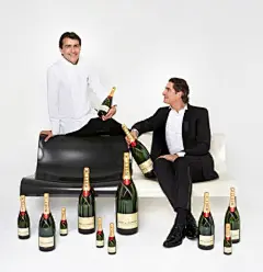酩悦典藏之作2006年份香槟荣耀上市