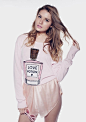 [转卖]回馈特！WILDFOX粉色香水瓶兔绒毛衣2012白标系列新款ASO