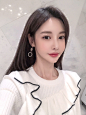 ▼SonYoonJoo▲2000108图片_BP更新(晶莹乳白汐贝黑线勾边层叠裙)_看图_孙允珠吧_百度贴吧