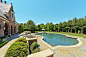 美国达拉斯某英国都铎式豪宅花园景观外局部实景图