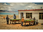 Joueurs près du lac céleste et salé

Photograph by Vincent Cheng (Burnaby, Canada). FINALIST: People
A group of locals playing billiards by Namtso Lake. (Tibet, China, June 2013, Nikon D3000)

