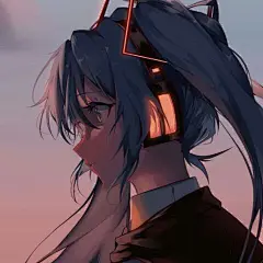 初音 侧脸 黄昏 头像