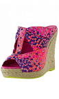 Honey Bee Wedge   $228.00