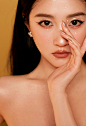 关晓彤 金色礼服 (7)