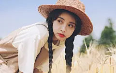 背带裤文艺女生户外写真高清壁纸