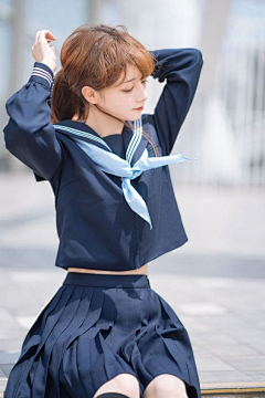 奔跑的小宇宙采集到JK制服·软妹服·水手服·制服