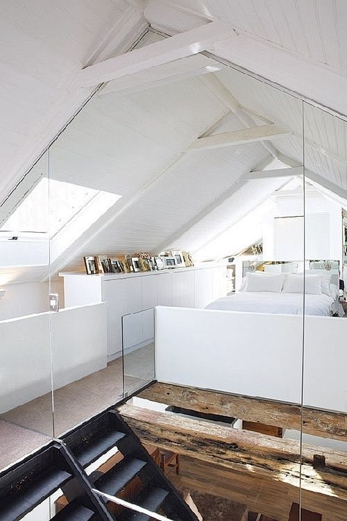 attic bedroom: 