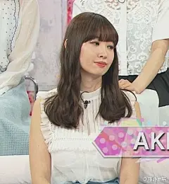 哈哈哈哈哈哈哈哈！！my菜刀的表情！哈哈哈哈哈哈哈哈哈哈！这两人颜好不说了，连表情包都如此优质?