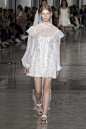 Giambattista Valli Spring 2019 Ready-to-Wear Fashion Show : The complete Giambattista Valli Spring 2019 Ready-to-Wear fashion show now on Vogue Runway.