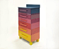 Dresser with nine colours的图片