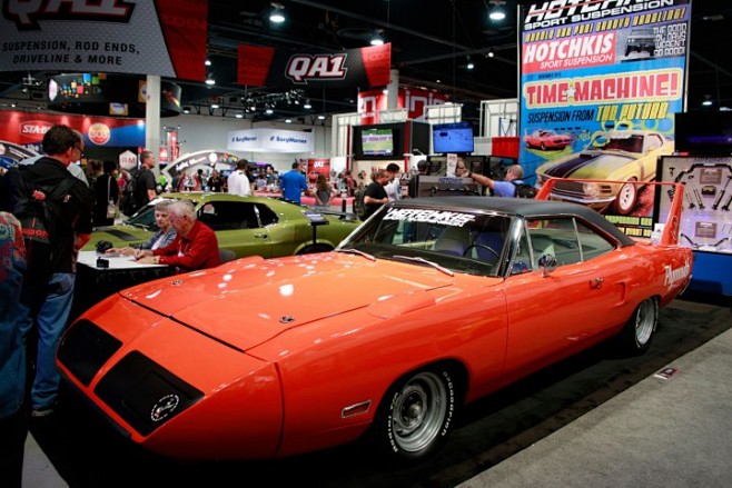 2014-SEMA-Show-56-72...