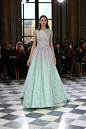 #秀场精选Runway Collections#Georges Hobeika Couture S/S 2016：Georges Hobeika带你走进繁花似锦的春日。