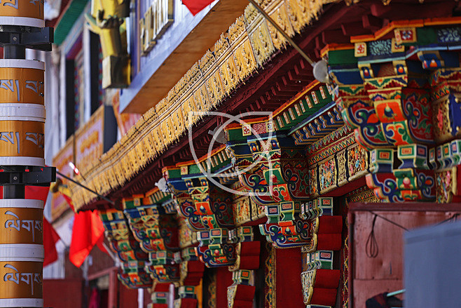 西藏-拉萨-八廓街-藏族建筑细节