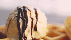 蛋糕GIF动态图片_蛋糕GIF素材_蛋糕表情包-SOOGIF