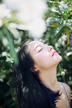 小妖精周周采集到美妆网站