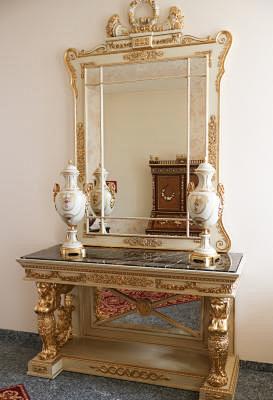 CONSOLE & MIRROR