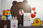 LINE互動樂園展(台中場)：LINE FRIENDS互動樂園 台中場 兔兔熊大超可愛 快來和真人大小公仔合照!
