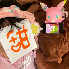 JenniferWei采集到平面设计——情侣头像