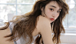 身材好颜值高的紧身运动背心牛仔裤靓丽美少女厨房一角性感私拍写真照 - 搜优图片网