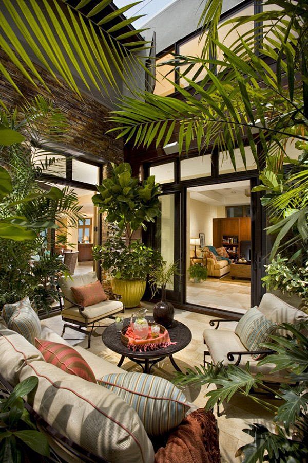 Outdoor space: 