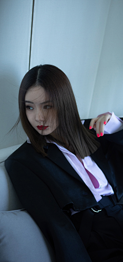 设计女孩-曹爷们采集到戚薇