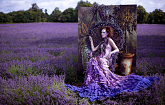 湖畔阴影采集到克里斯蒂·米切尔(Kirsty Mitchell)，英国摄影师