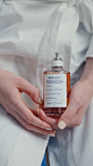 Embark on a sensory voyage with @meabh_mc_curtin in the studio lab, where memory transforms into vessels of celestial moments.

#MaisonMargielaFragrances #SmellsLikeMemories
#UnderTheStars