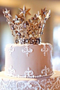 crown cake