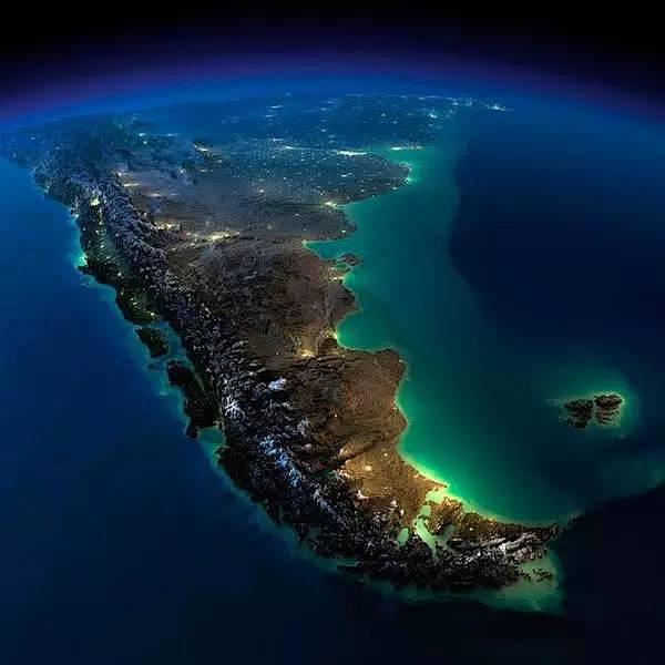 NASA航拍地球各地夜景 夜光璀璨、美到...