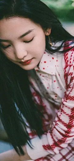 #明星壁纸#章若楠