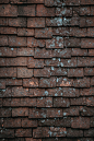 closeup photography of brown and gray concrete bricks