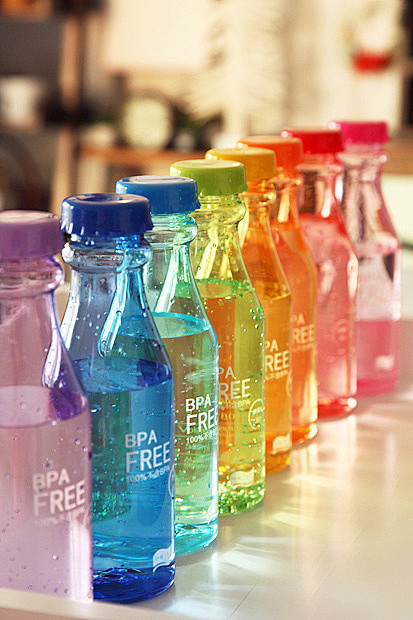 【五彩生活】多彩的汽水瓶，这个谁有收藏？