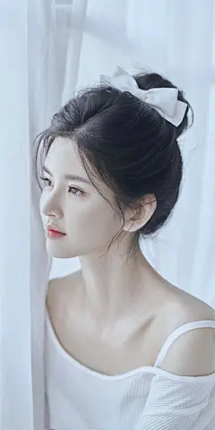 明星壁纸第70期 - 林思意-今日头条