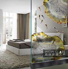 WGWGLASS采集到玻璃 艺术玻璃 创意 设计 不锈钢 屏风 隔断 背景