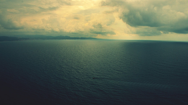water ocean clouds h...