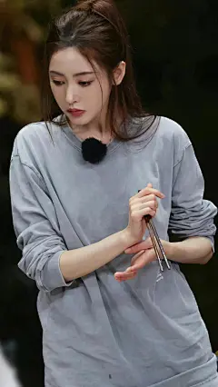 明星美女姐姐，张天爱高清壁纸-今日头条