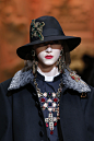 Dolce & Gabbana Fall 2018 Ready-to-Wear Fashion Show : The complete Dolce & Gabbana Fall 2018 Ready-to-Wear fashion show now on Vogue Runway.