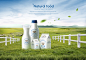 “大自然的馈赠”牧场天然有机牛奶饮料包装宣传海报广告设计PSD模板