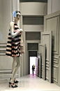 #Dior迪奥巴黎櫥窗# #橱窗设计# #服装橱窗# #蜂讯网# #时装# #创意橱窗#