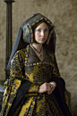 Jane Parker - Juno Temple in The Other Boleyn Girl, set between 1520 and 1536 (2008).