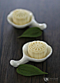 Durian Snowskin Mooncakes 榴莲冰皮月饼 ~ 2015 | Anncoo Journal - Come for Quick and Easy Recipes: 