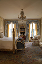 InCollect: Fine Art, Antique and Modern Furniture, Decorative Arts and Interior Design