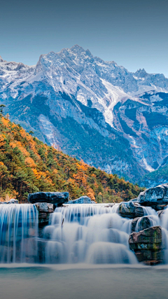 混凝土搅拌中采集到旅游海报