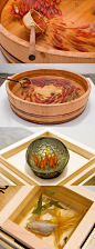『金鱼的救赎』日本艺术家深堀隆介（Riusuke Fukahori）采用一种特殊的浇注树脂，在树脂层之间画出金鱼，惟妙惟肖。 http://url.cn/3Tatto